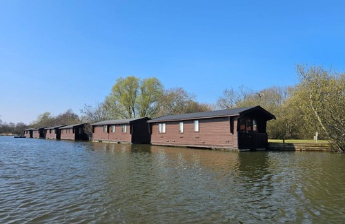Smallburgh Location De Bateaux | Yare River Lodge Houseboat
