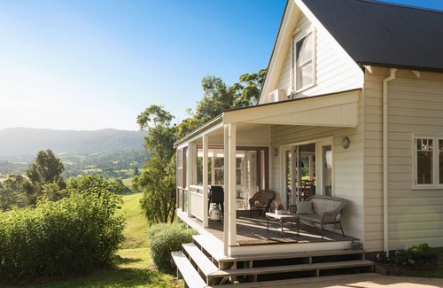 Jaspers Brush Maison | Yarrawong Farm, near Berry