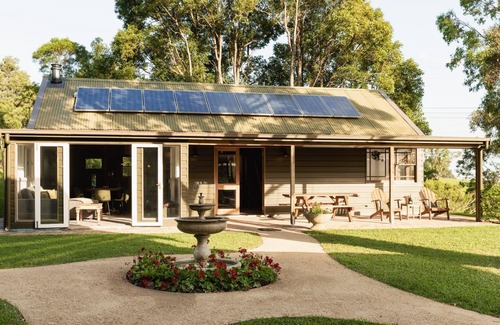 Jaspers Brush Maison | Yarrawong Farm, near Berry