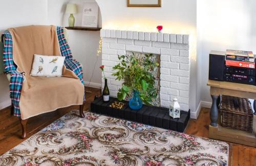 Beckingham Maison | Yasmin Cottage