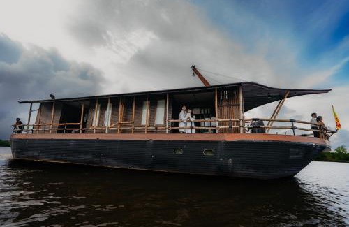 Aturuwella Location De Bateaux | Yathra Houseboat