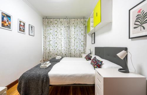 Deustuko San Pedro-Erribera Appartement | Ybarra apartment by People Rentals