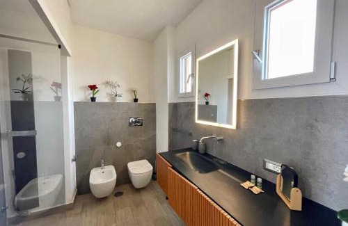 Quartiere XVII Trieste Appartement | YCH-Attico con splendida vista su Villa Ada