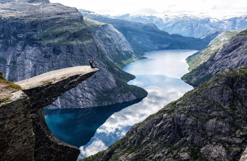 Roldal Appartement | Year-Round Escape – Ski, Hike & Explore Near Trolltunga & Fjords!