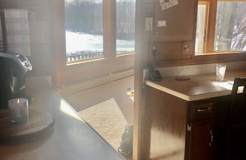 Tully Maison | Year Round Lake/Ski Home on Crooked Lake