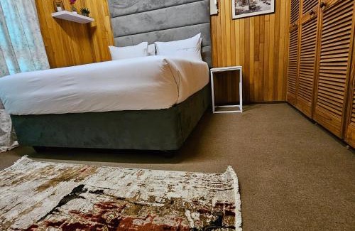 Graskop Maison | Yello guest house chalets