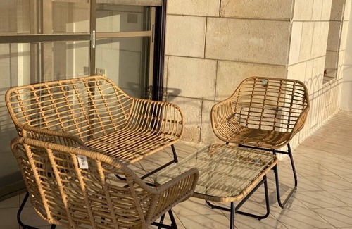 Shoresh Appartement | yellow equipment apartment with amazing view and great location