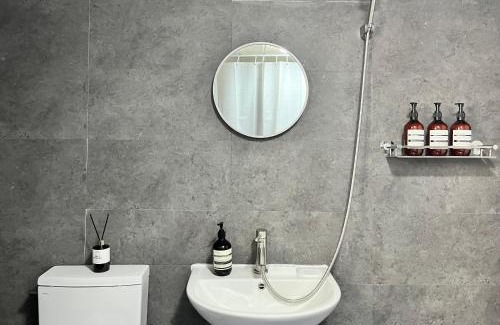 Banghwa-dong Appartement | Yeondam Stay