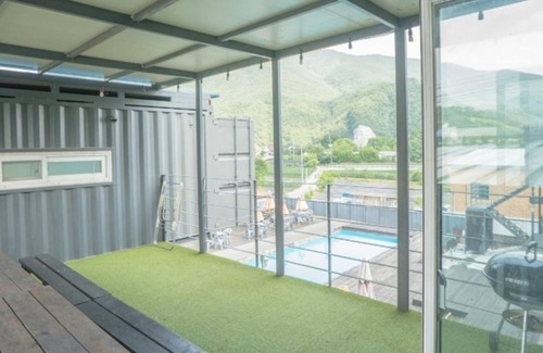 Yeongwol Maison | Yeongwol The Box Pension