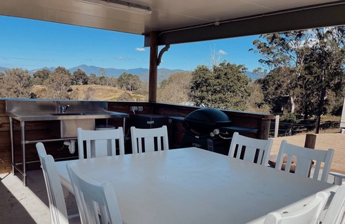 Dayboro Lit Et Petit-Déjeuner | Yesteryear bed & breakfast, close to everything Dayboro has to offer