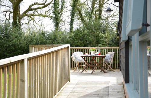 Woodbridge Maison | Yew Tree Farm Stable, Worlingworth