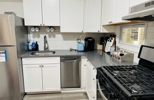 Bloomfield Maison | 💛 Yew Villa 💛 Cozy 2 BR Central Location