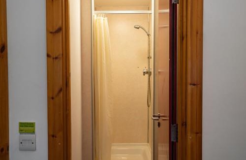 Cheshunt Hôtel | YHA London Lee Valley