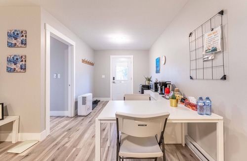 Elmsdale Appartement | YHZ Cheerful Private Unit 10 min to Airport