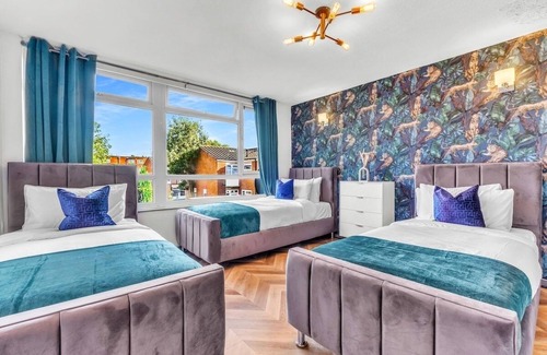 Bordesley Maison | YINMAE - Sleeps 10 BHAM City Centre | Work, Family & Groups