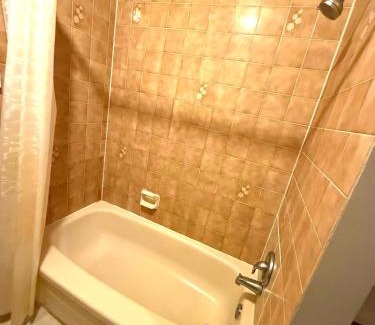 Township of Woolwich Maison | YKF Airport Home-FREE FAST WIFI-FREE PARKING