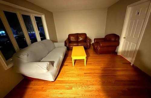 Township of Woolwich Maison | YKF Airport Home-FREE FAST WIFI-FREE PARKING