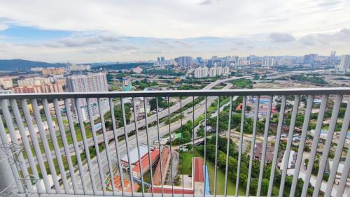 Pengkalan Tentera Udara Diraja Malaysia Appartement | YOLO Budget Condo KL 5.0