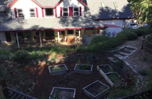 Mariposa Maison | Yosemite Firehouse Inn
