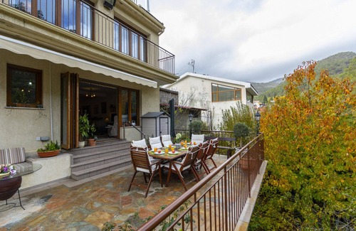 Kato Amiantos Villa | You and Your Family will love this Villa close to the beautiful town of Limassol