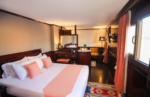 Al Duqqi Hôtel | YOU Nile View Hotel