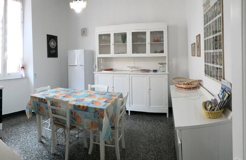 Sestri Levante Appartement | Vous serez comme sur le pont d'un navire, au centre du conte de fées Baia del Silenzio