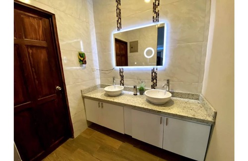 Orotina Maison | You will LOVE your family time at Tucan Villa!