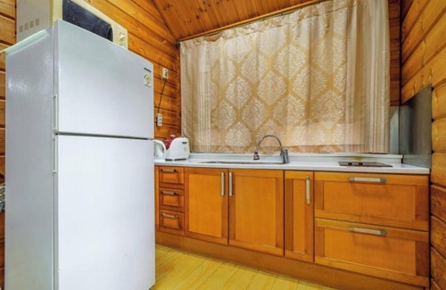 Suju Maison | Youngwol Your Castle Bed and Breakfast