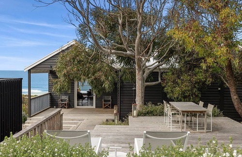 Moggs Creek Maison | Your beachfront oasis in Moggs Creek.