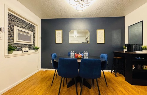Bloomfield Maison | Your Cozy Base for Fun Escapes!