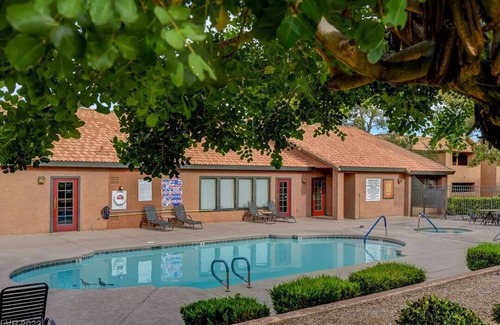 Summerlin Copropriété | Your Cozy Condo in a hidden oasis!