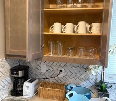 West Seneca Maison | Your Cozy Home Away From Home king bed, parking