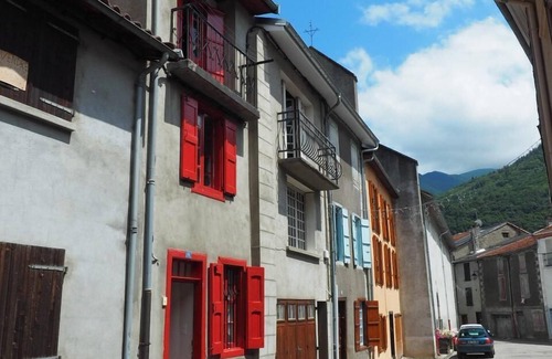 Auzat Maison | ¡Tu acogedor nido en las montañas! ¡Encantadora casa de montaña!