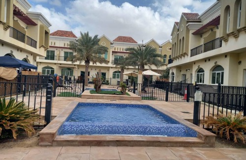Dubai Villa | Votre villa de rêve 3 chambres avec un hall