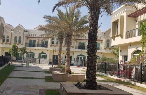Dubai Villa | Votre villa de rêve 3 chambres avec un hall