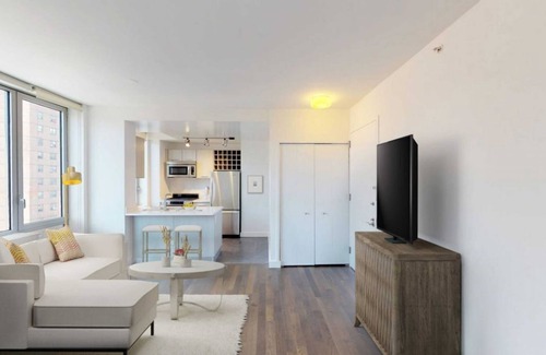 Manhattan Valley Autre | Your Dream Manhattan Lifestyle Awaits: Columbus Square 2BR Condo in the Heart of the City