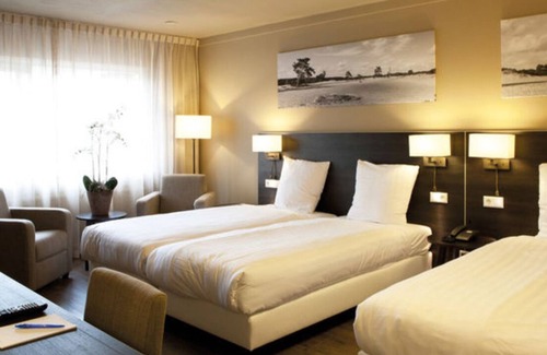 Bosgebied Maison | Your Gateway to Dutch Nature & City Life—Soest Hotel with Perks - 2 Units