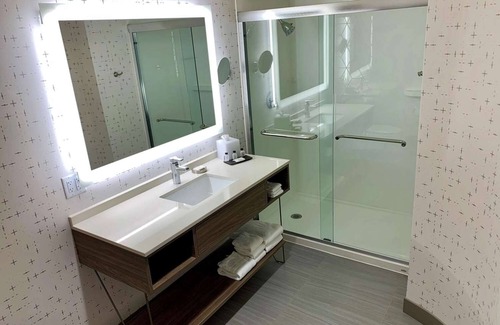 Downtown Columbus Hôtel | Your Home Away From Home! Pets are Welcome Here, Near Victorian Village