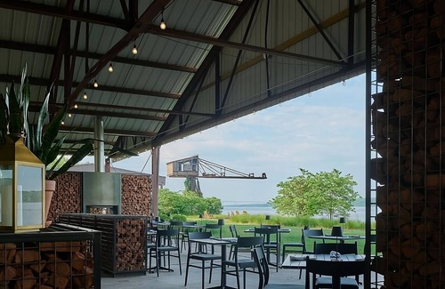Kingston Cabine | Your Home Away From Home! Pets Allowed, Free Parking, Near Loughran Park