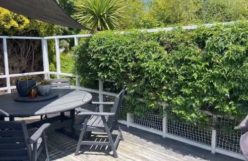 Richmond Heights Maison | Your Home Away from Home – Kick Back & Relax in Style