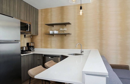 Playacar Fase II Hôtel | Your Home Away From Home! Outdoor Pool, Free Parking and Breakfast!