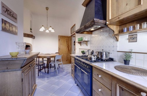 Santo Spirito Appartement | Your home in Firenze Perfect for families and large groups!