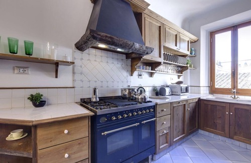 Santo Spirito Appartement | Your home in Firenze Perfect for families and large groups!