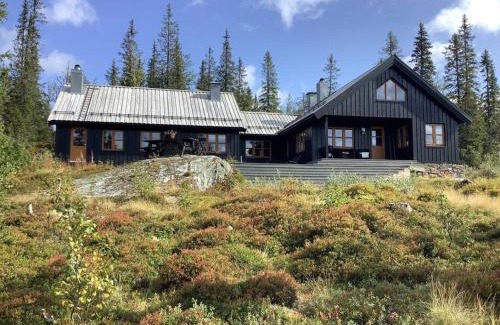Nordre Land Chalet De Ski | Your Ideal Getaway Awaits in This Charming Cabin Retreat