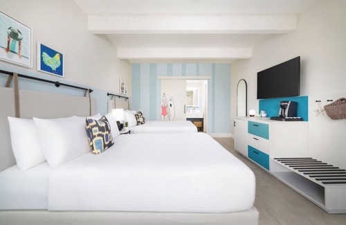 New Town Maison | Your Island Base | 3 Pool View Rooms at Fun & Breezy Blue Flamingo Resort