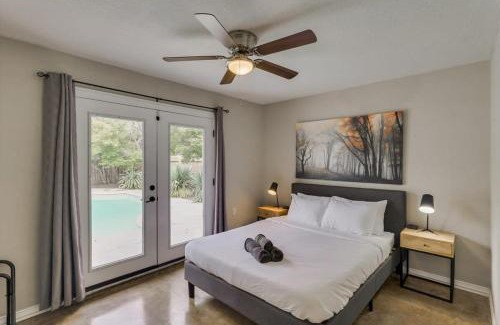 Dallas Maison | Your Modern and Bright Home w Private Pool