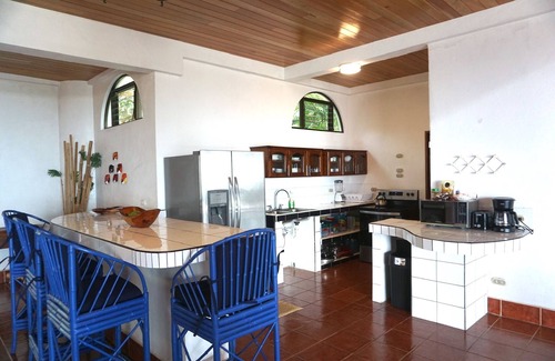 Savegre Maison | Your own house in the jungle, 5 minutes from the beach!