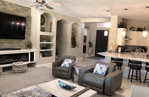Palm Valley Maison | Gorgeous Desert Oasis under the Sun ☀️🌴 No Fee Heat for Heated pool & Spa!