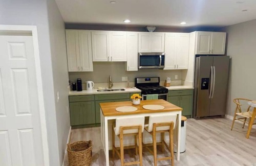Linda Vista Appartement | Your Own Space, View & Kitchen