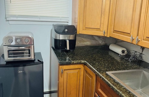 Amityville Appartement | Your Perfect Getaway Between Farmingdale & Amityville